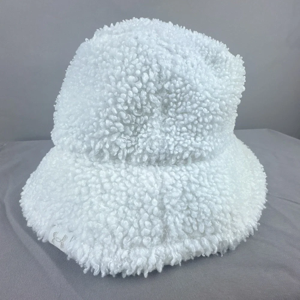 Under Armour Women's S/M Boucle Bucket Hat Sportstyle White‎
